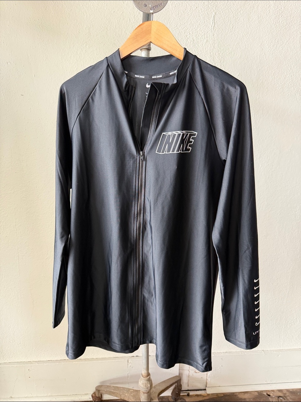 NWT Nike Swim Men's Long Sleeve Full Zip Hydroguard Top Slim L